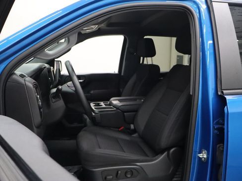 Used 2023 Chevrolet Silverado 1500 Custom w/ LPO, Dark Essentials Package RWD image 8