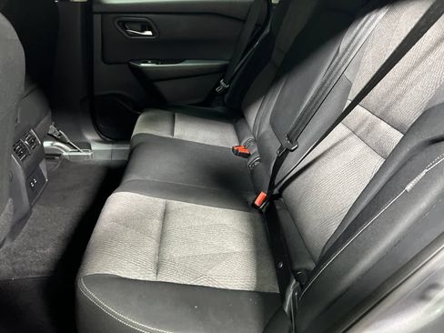Used 2025 Nissan Rogue SV FWD image 15