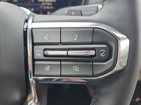 New 2026 GMC Terrain Elevation FWD image 18