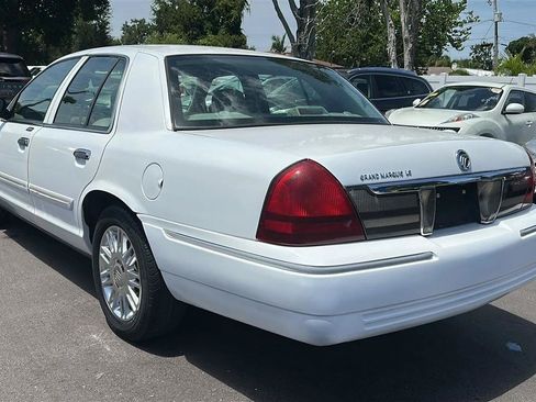 Used 2009 Mercury Grand Marquis LS RWD image 11