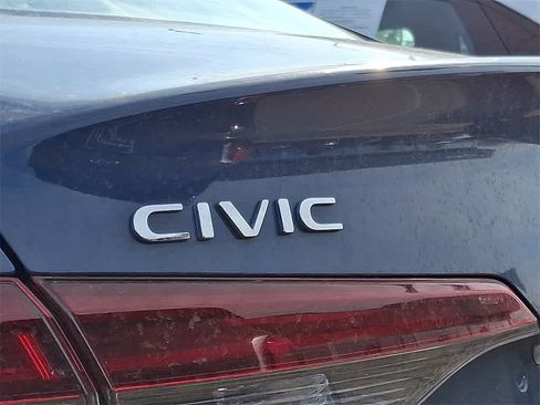 Used 2025 Honda Civic Sport Touring image 5