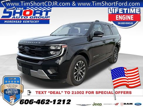 Used 2025 Ford Expedition Platinum AWD/4WD image 1
