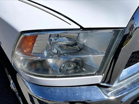 Used 2015 RAM 2500 Tradesman w/ Chrome Appearance Group image 28