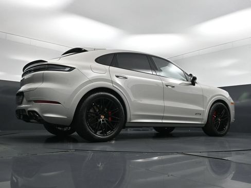 New 2026 Porsche Cayenne GTS AWD/4WD image 27