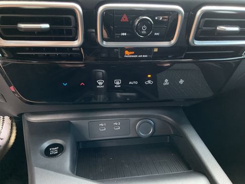 New 2026 Nissan Sentra SV w/ Floor Mat Package FWD image 21