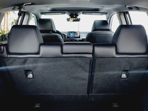 Certified 2025 Acura ADX AWD image 47