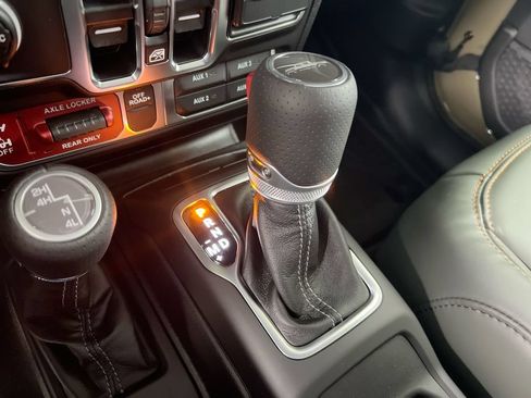 New 2026 Jeep Gladiator Mojave AWD/4WD image 16
