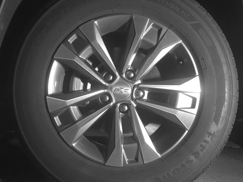 Used 2025 Chevrolet Equinox LT image 12