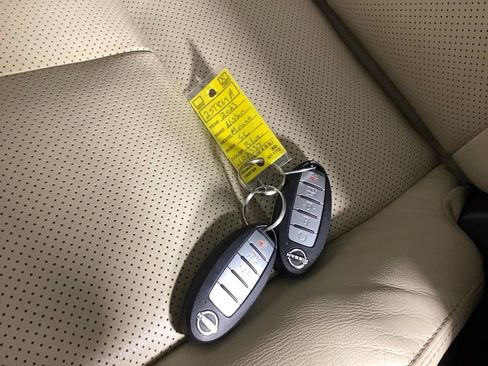 Used 2023 Nissan Murano SL w/ SL Moonroof Package image 40