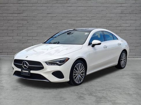Used 2025 Mercedes-Benz CLA 250 image 3