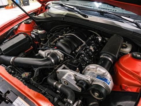 Used 2010 Chevrolet Camaro SS w/ LPO, Ground Effects Package RWD image 36