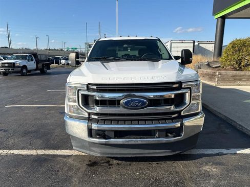 Used 2022 Ford F350 XL w/ Power Equipment Group image 3