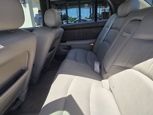 Used 2003 Buick Park Avenue Ultra FWD image 10
