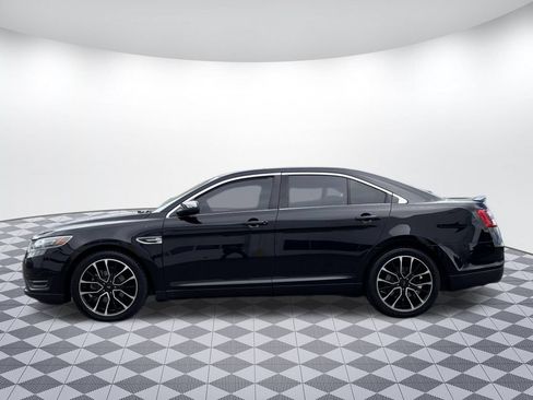 Used 2019 Ford Taurus Limited AWD/4WD image 4