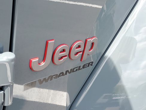 New 2026 Jeep Wrangler Unlimited Rubicon AWD/4WD image 6