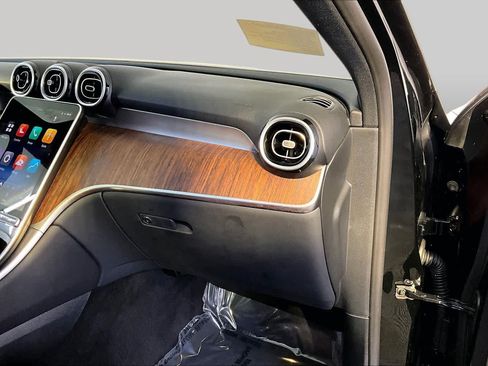 Certified 2026 Mercedes-Benz GLC 300 4MATIC image 19