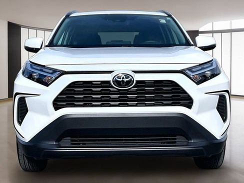 Used 2025 Toyota RAV4 XLE w/ Convenience Package AWD/4WD image 2