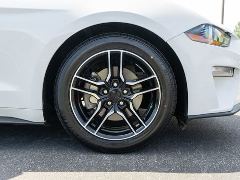 Used 2022 Ford Mustang Premium RWD image 12