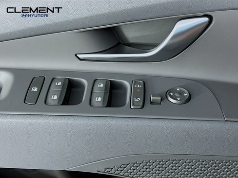 New 2026 Hyundai Elantra SE FWD image 21