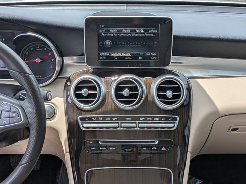 Used 2018 Mercedes-Benz GLC 300 image 18