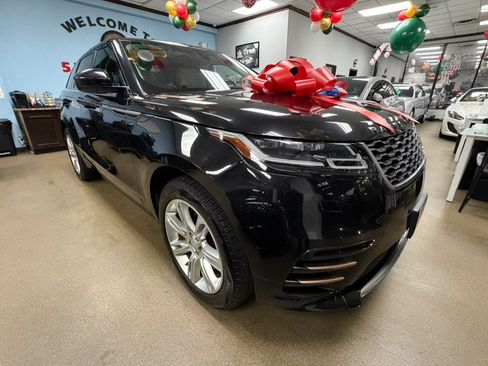 Used 2020 Land Rover Range Rover Velar R-Dynamic S image 14