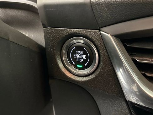 Used 2024 Buick Encore GX Sport Touring FWD image 19