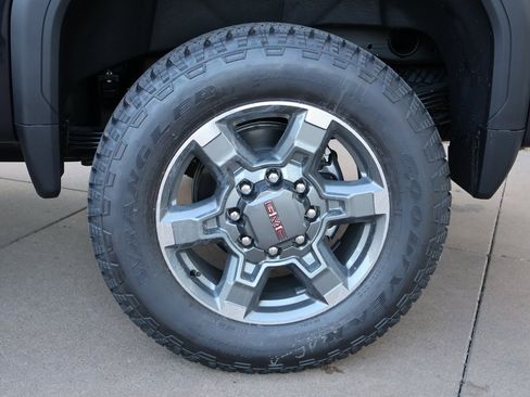 New 2026 GMC Sierra 2500 SLE image 43