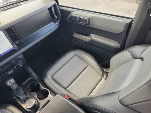 Used 2023 Ford Bronco Everglades AWD/4WD image 13