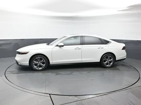 Certified 2024 Honda Accord EX image 2