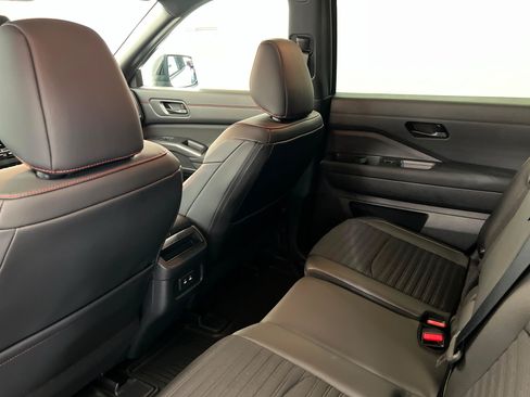 New 2026 Nissan Pathfinder Rock Creek AWD/4WD image 19