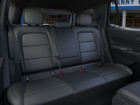 New 2026 Chevrolet Equinox LT FWD image 17