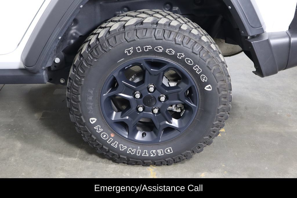 Used 2023 Jeep Wrangler Unlimited w/ Cold Weather Group AWD/4WD image 43
