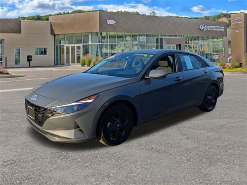 Certified 2023 Hyundai Elantra SEL w/ Cargo Package image 7