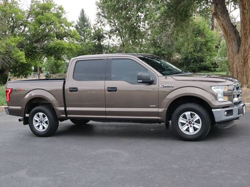 Used 2015 Ford F150 XLT w/ Equipment Group 301A Mid AWD/4WD image 2