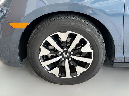 Used 2025 Honda Odyssey EX-L image 30