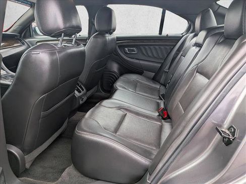 Used 2013 Ford Taurus Limited FWD image 23