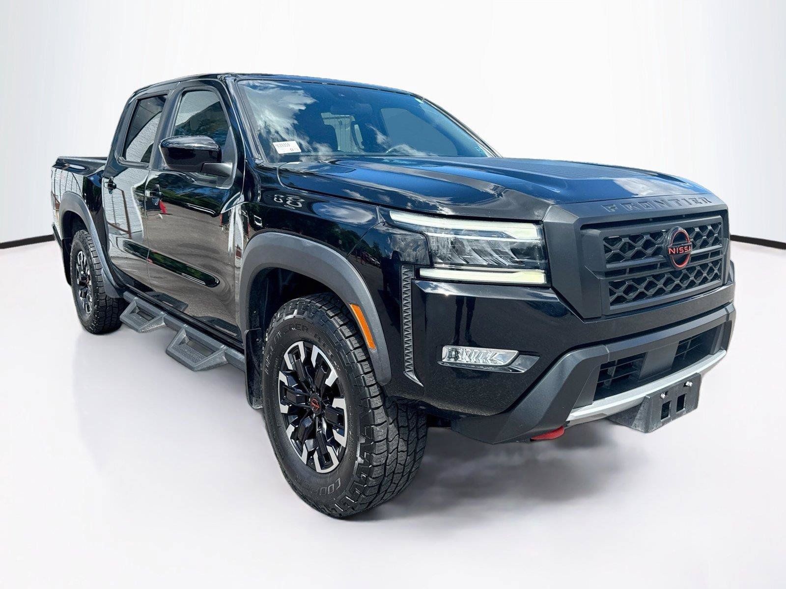 Used 2022 Nissan Frontier PRO-4X w/ Off-Road Protection Package AWD/4WD image 7