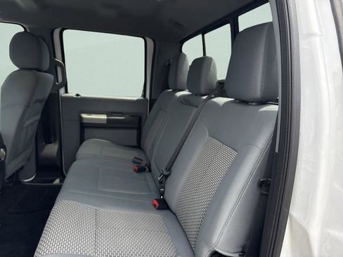 Used 2016 Ford F250 XLT w/ XLT Premium Package AWD/4WD image 26