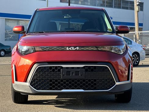 Used 2024 Kia Soul LX w/ Option Group 015 image 10