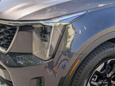 New 2026 Kia Sorento S w/ S Panoramic Sunroof Package image 7