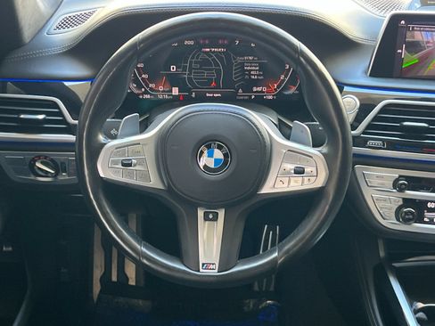 Used 2021 BMW M760i xDrive AWD/4WD image 13