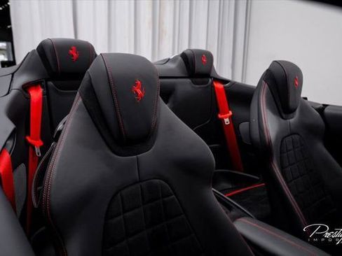 Used 2024 Ferrari Roma Spider RWD image 44
