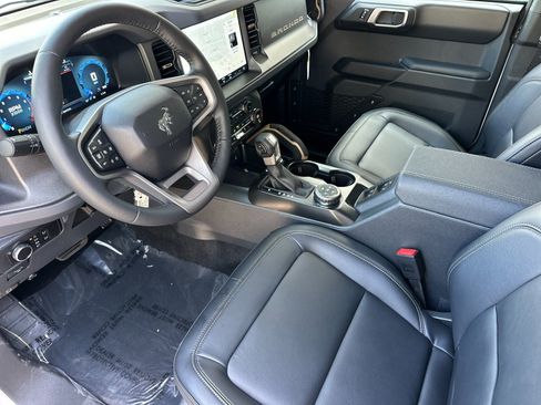 New 2026 Ford Bronco Badlands AWD/4WD image 10