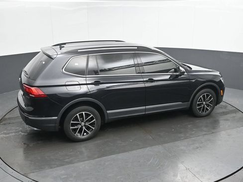 Used 2021 Volkswagen Tiguan SE AWD/4WD image 38