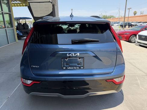 Used 2025 Kia Niro Wind FWD image 13