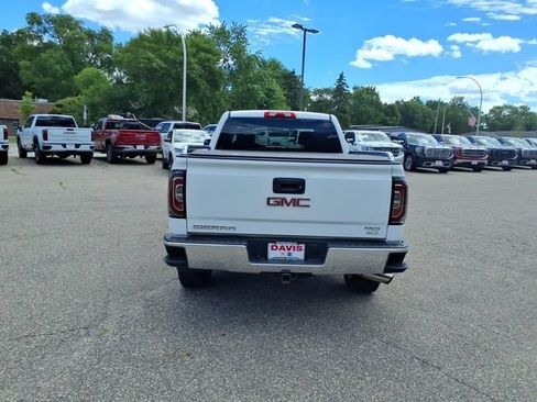 Used 2018 GMC Sierra 1500 SLT w/ SLT Premium Package AWD/4WD image 4