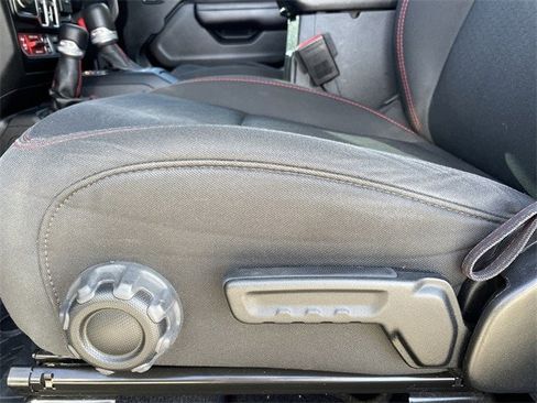 Used 2021 Jeep Wrangler Unlimited Rubicon image 26