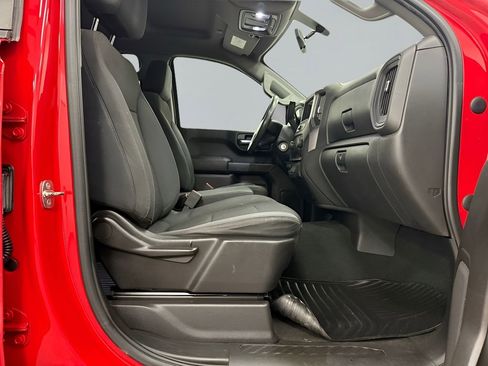 Used 2019 Chevrolet Silverado 1500 Custom Trail Boss w/ Custom Convenience Package image 11