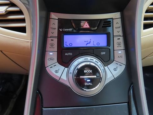 Used 2013 Hyundai Elantra Limited w/ Technology Pkg FWD image 19