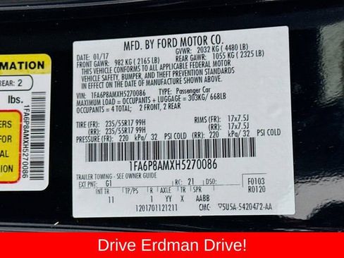 Used 2017 Ford Mustang Coupe RWD image 27